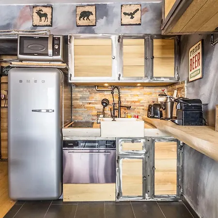 Hellochalet - Cervinia In Out - Industrial Family *