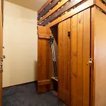 Апартаменти Hellochalet - Cervinia In Out - Industrial Family *