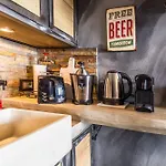 Апартаменти Hellochalet - Cervinia In Out - Industrial Family *