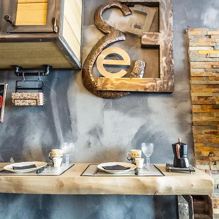 Hellochalet - Cervinia In Out - Industrial Family