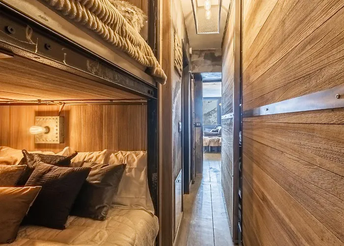 Hellochalet - Cervinia In Out - Industrial Family * 布勒伊-切尔维尼亚